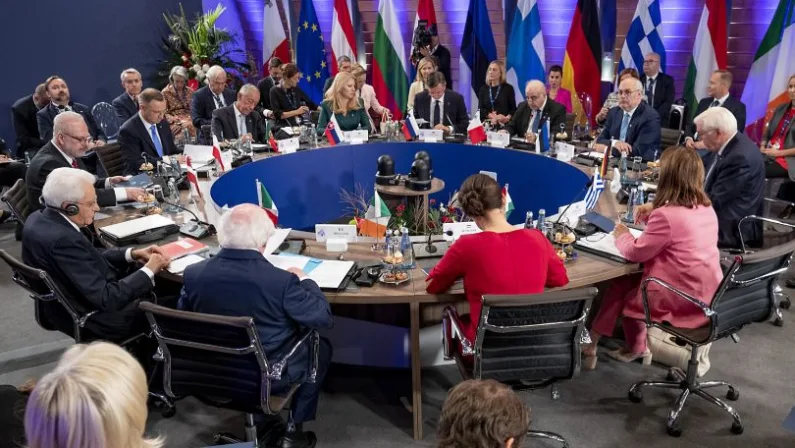 Da Mattarella e 5 capi di Stato mediterranei appello per il clima