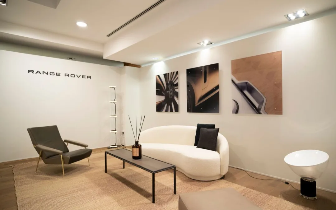 Riapre per la stagione estiva a Courmayeur la Range Rover House