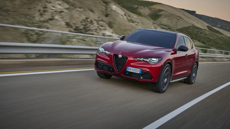 Prosegue la costante e solida crescita di Alfa Romeo