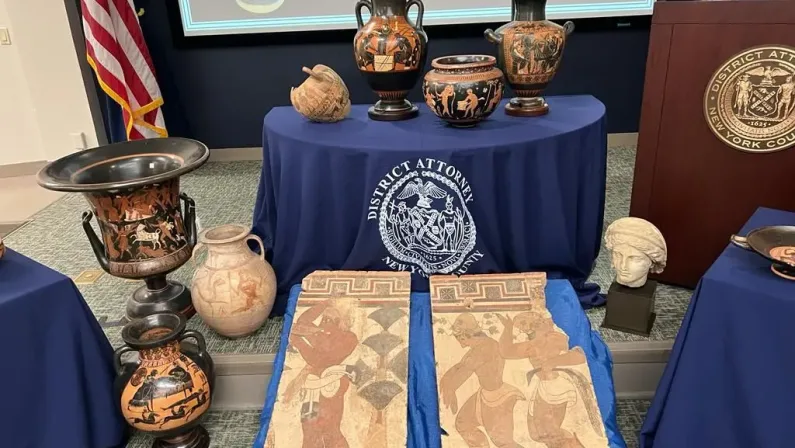 Tornano in Italia dagli Usa 266 reperti archeologici