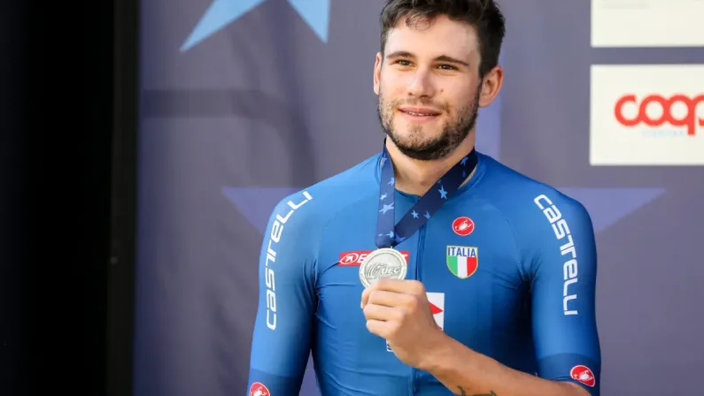 Evenepoel iridato a cronometro, Ganna conquista l’argento