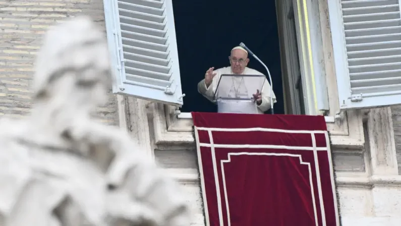 Niger, Papa Francesco “Serve soluzione pacifica per il bene di tutti”