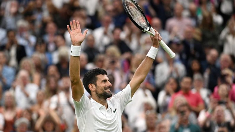 Djokovic ruggisce a Cincinnati, piegato Alcaraz dopo 4 ore