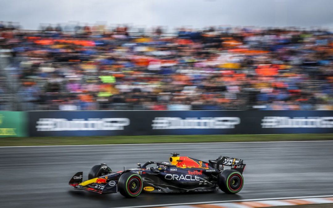 Verstappen pole anche in Olanda, Sainz in terza fila