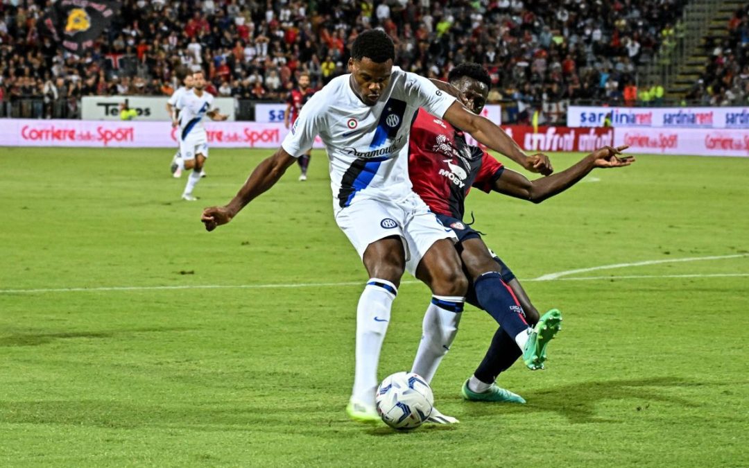 Dumfries e poi Lautaro, l’Inter vince anche a Cagliari