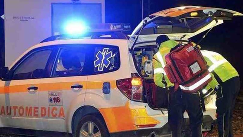 Si sente male e l'ambulanza non c'è, l'odissea di una donna