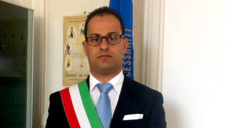 Maestrale-Carthago, a Cessaniti il sindaco Francesco Mazzeo annuncia le dimissioni