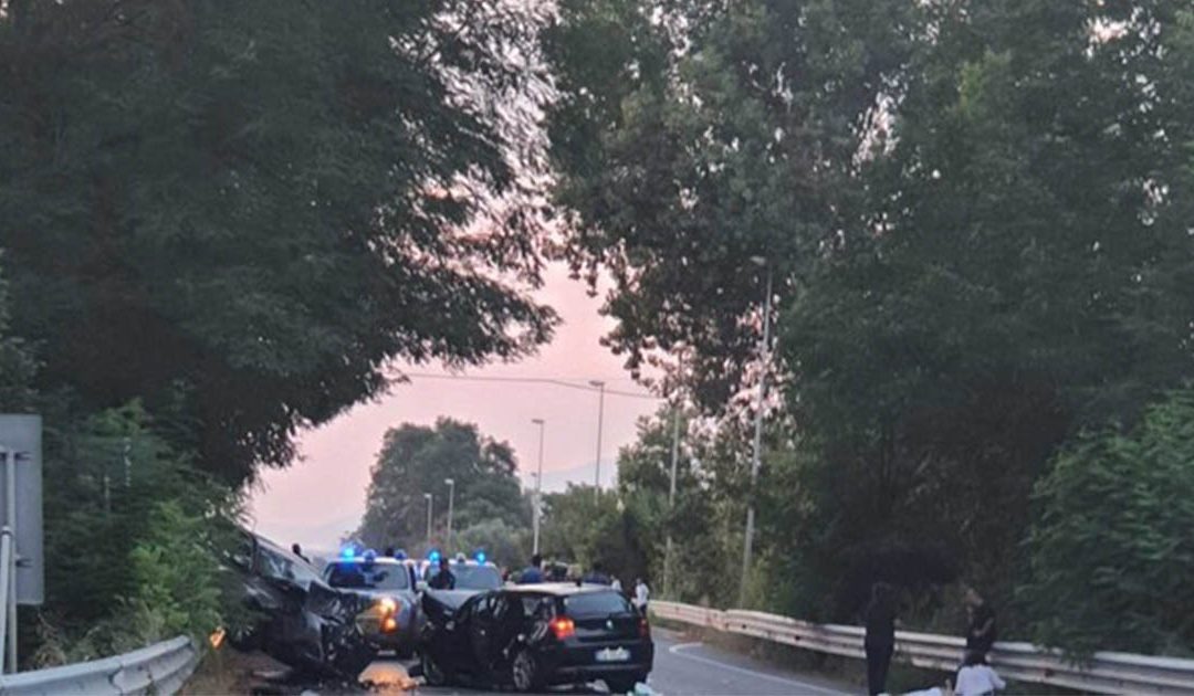 Incidente stradale a Melicucco, tre morti e tre feriti