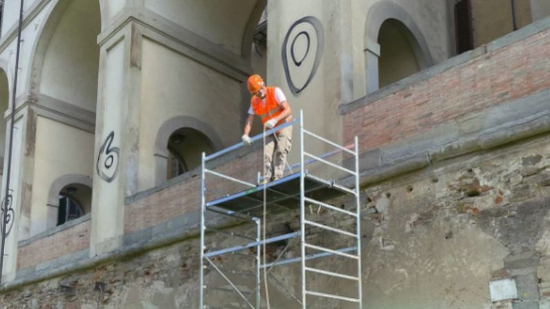 Corridoio Vasariano a Firenze, al via ripulitura delle colonne