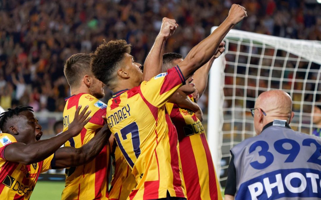 Lecce batte Salernitana 2-0, salentini imbattuti