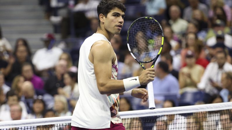 Alcaraz in semifinale agli Us Open, Zverev ko in 3 set