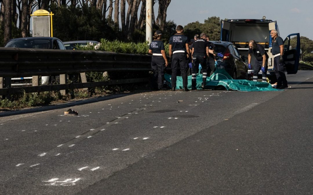 Due turisti irlandesi travolti e uccisi da un’auto a Roma