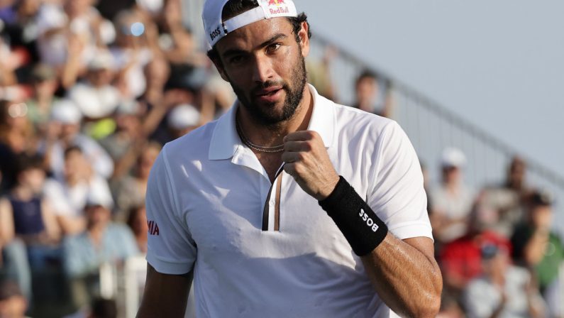 Berrettini in panchina a Bologna per sostenere azzurri in Coppa Davis
