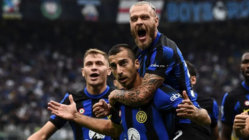 Serie A, Derby e primo posto all’Inter, Milan travolto 5-1