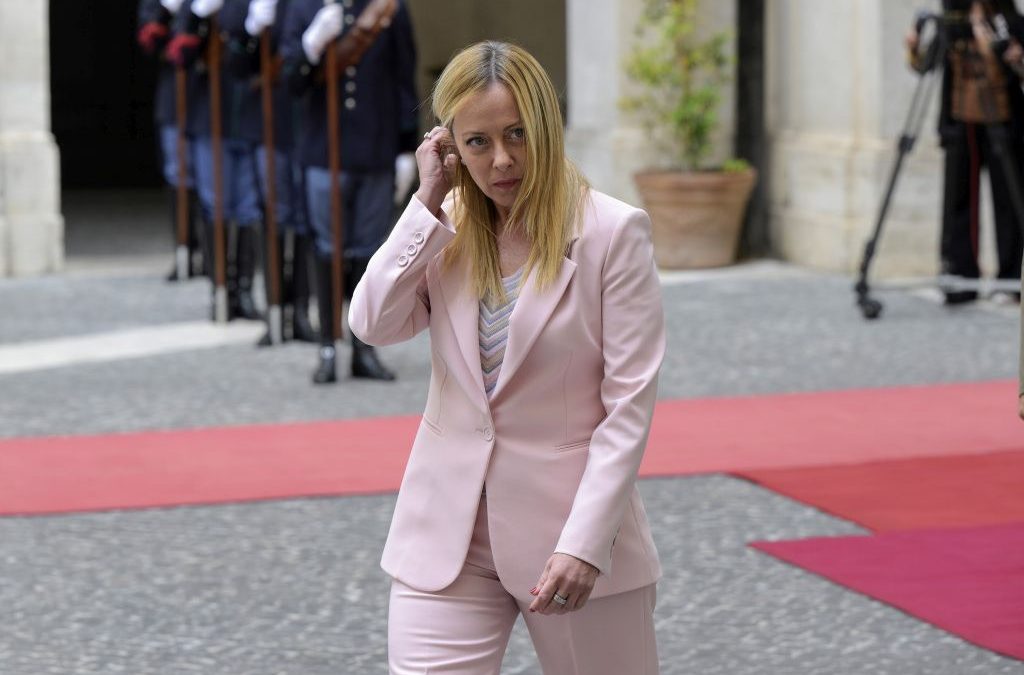 Meloni “Non permetterò che l’Italia diventi il campo profughi d’Europa”