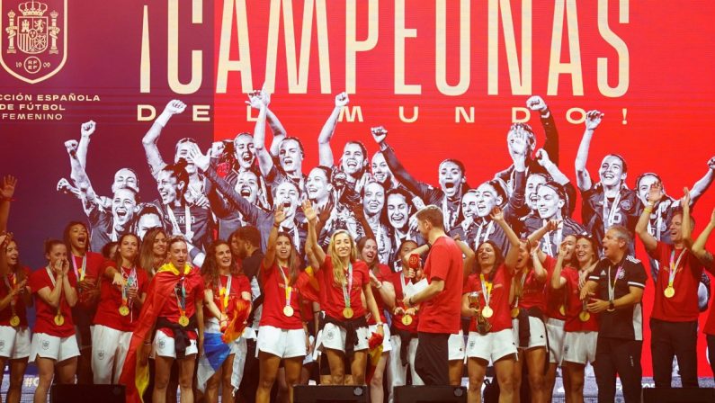 Rientra la protesta delle calciatrici spagnole