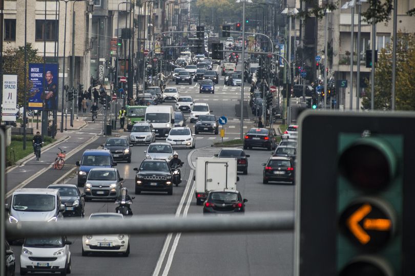 Da Consiglio Ue via libera a Euro 7 ma con limiti meno stringenti