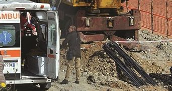 Crotone, il pm chiede 5 condanne per i 3 operai morti al cantiere del lungomare