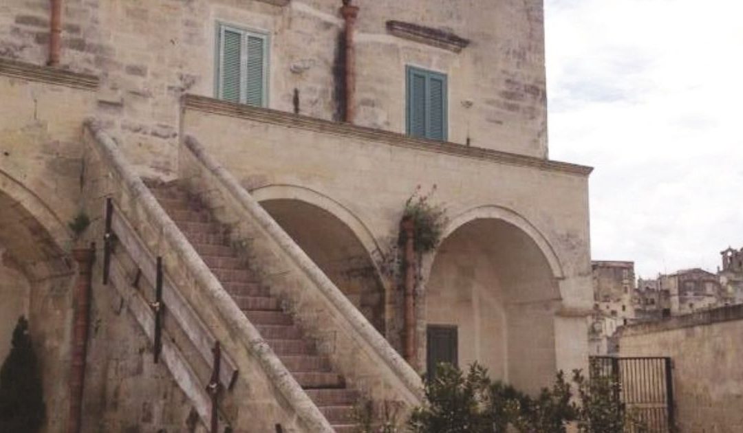 Il palazzo del Casale nei Sassi altra sede destinata prima all’Istituto per il design, poi all’Academy e ora non si a cosa altro