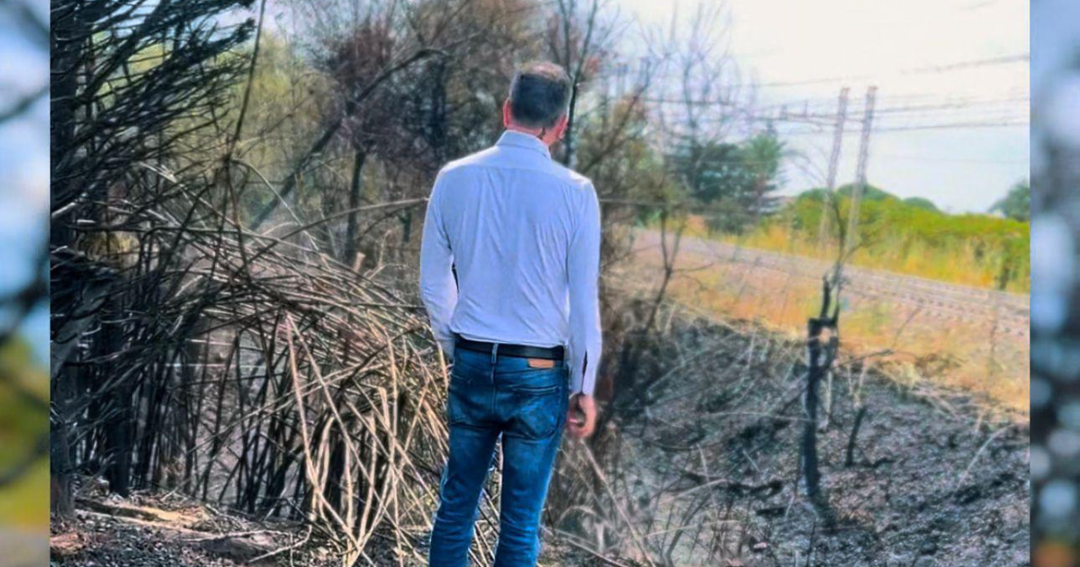 Il presidente della Regione Calabria Occhiuto constata i danni subiti dalla sua casa