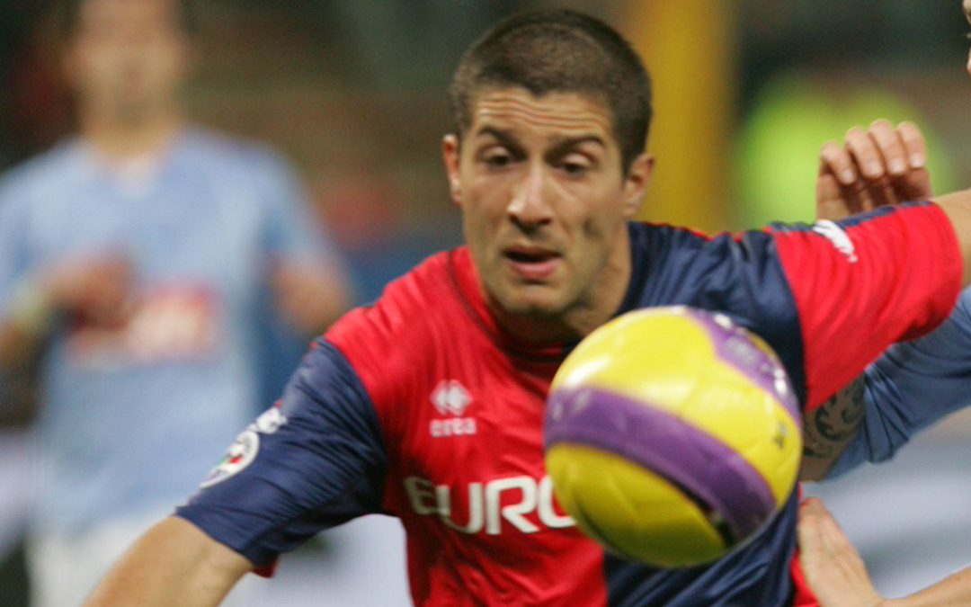 Giuseppe Sculli ai tempi in cui giocava nel Genoa