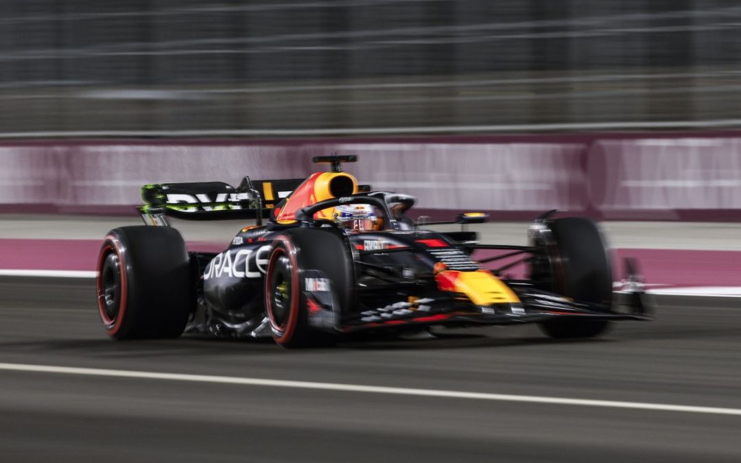 Pole Verstappen in Qatar, Leclerc quinto in griglia