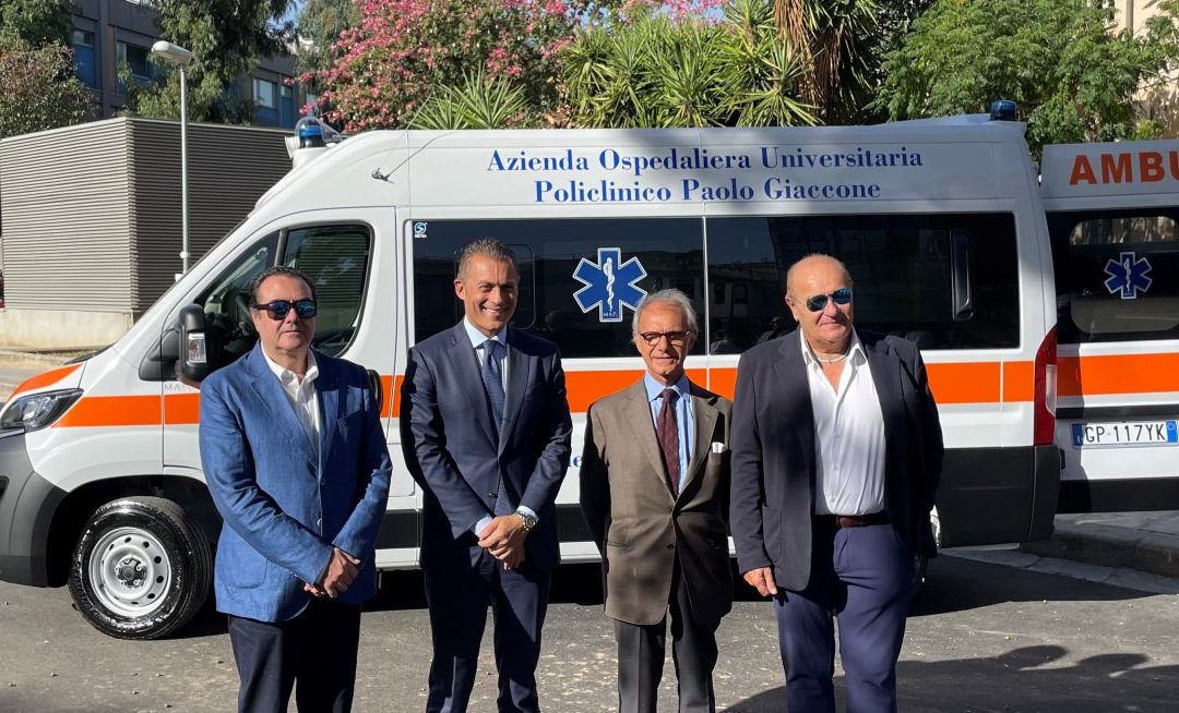 Policlinico di Palermo, consegnata l’ambulanza donata da Enav