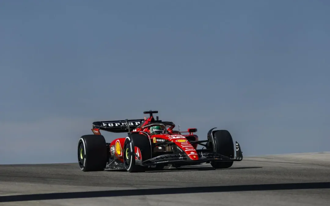 Prima fila tutta Ferrari in Messico, pole Leclerc su Sainz