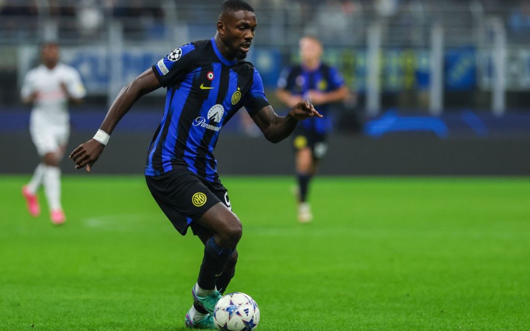 L’Inter batte 1-0 la Roma e torna in vetta alla classifica