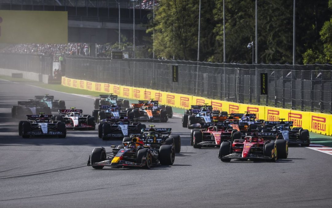 Verstappen vince anche in Messico, Leclerc chiude terzo