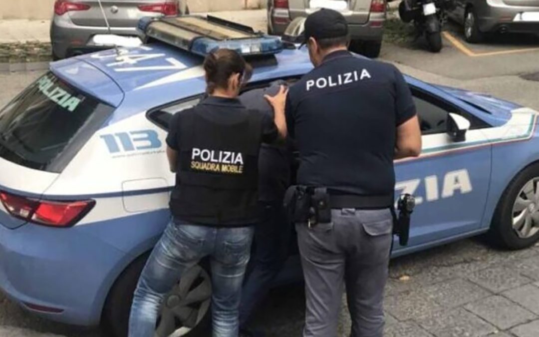 Minaccia l’ex moglie nonostante i divieti, un arresto a Tropea