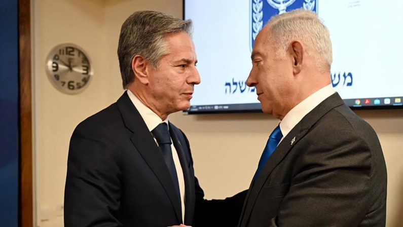 Blinken a Tel Aviv: «Usa pronti ad aiutare Israele»