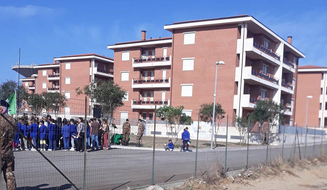 La caserma che ospita le scuole