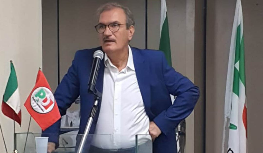 Enzo Romeo, ufficialmente candidato a sindaco per Pd, M5S e SI