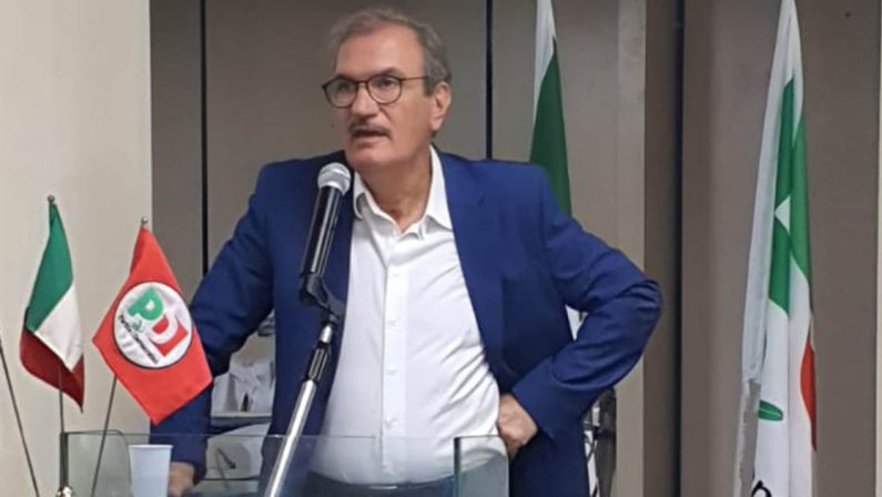 Enzo Romeo: «In campo per amore di Vibo, pronto a misurarmi alle Primarie»