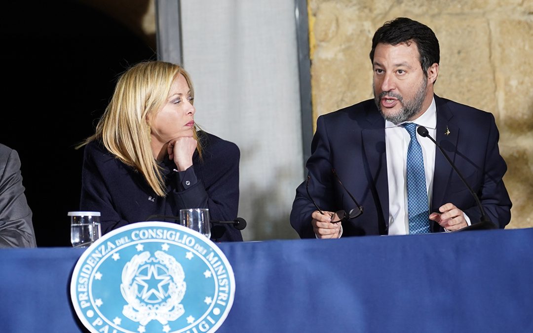 Salvini, dal condono al terzo mandato una trovata al giorno pur di attaccare Giorgia Meloni