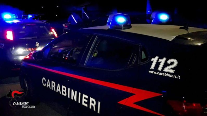 Auto in fiamme nel Reggino, è stata la moglie del proprietario