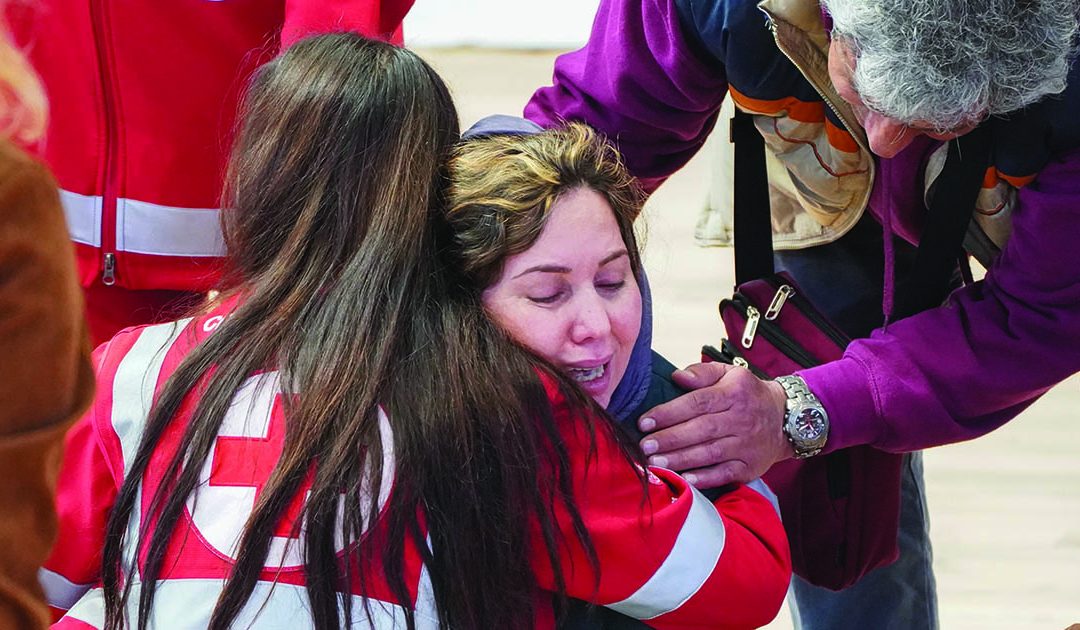 Il dolore dei familiari delle vittime assistiti dagli operatori sociali