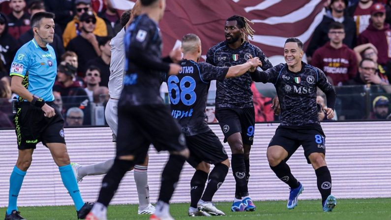 Il Napoli ritrova la vittoria, battuta la Salernitana 2-0