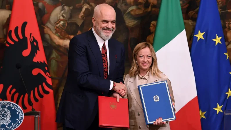 Meloni incontra Rama, accordo su due centri per migranti in Albania