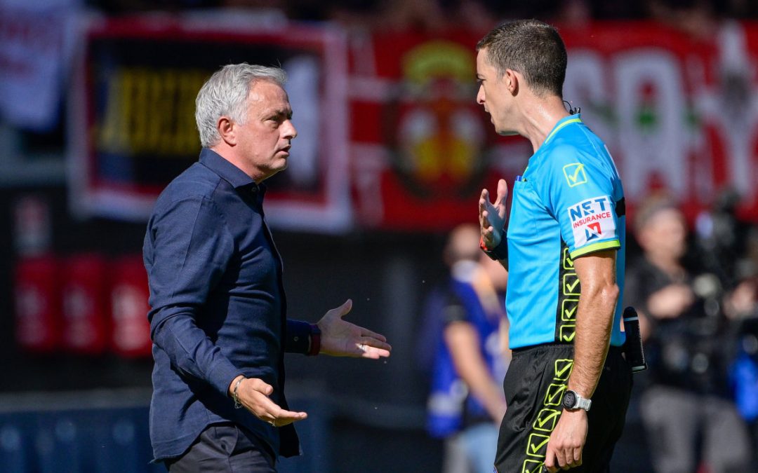 Mourinho risponde a Sarri “Io ho vinto 26 titoli…”