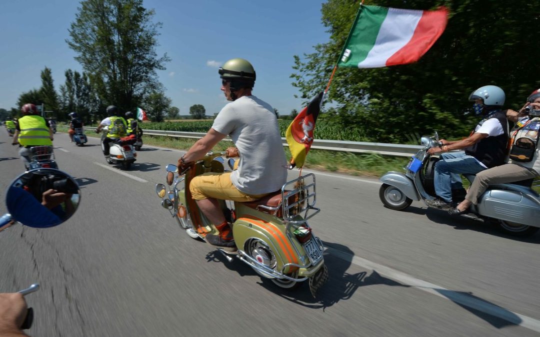 Si terranno a Pontedera i Vespa World Days 2024