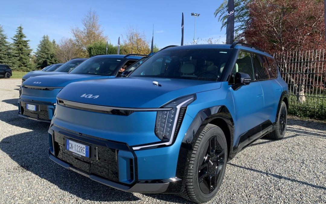Capacità, autonomia e tecnologia nel nuovo Suv Kia EV9