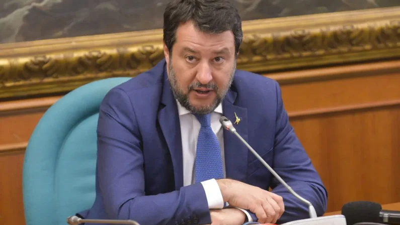 Sciopero, Salvini “Sindacati rispettino regole e Garante”