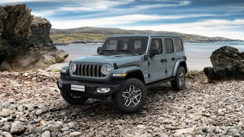 Aperti gli ordini per Jeep Wrangler 4xe 2024