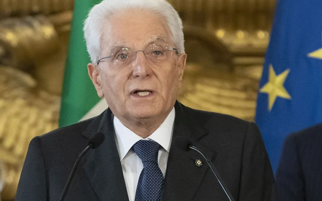 Social, Mattarella “Non sovrapporre la realtà virtuale a quella reale”