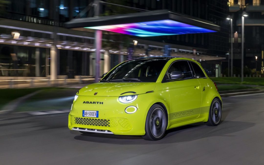 Abarth 500e torna protagonista alla Milan Games Week & Cartoomics