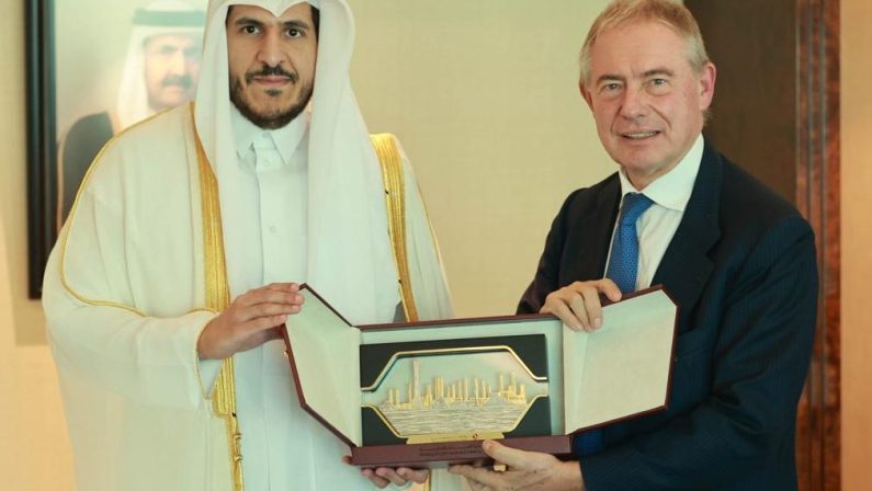 Qatar, Urso incontra Al Thani “Partnership strategica”