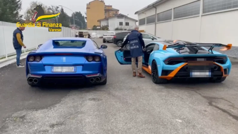 Con truffa bonus facciate compravano Ferrari e Lamborghini, 2 denunce