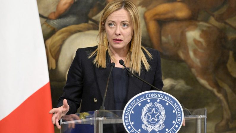 Meloni “Intollerabile l’intimidazione a Pro Vita e Famiglia”